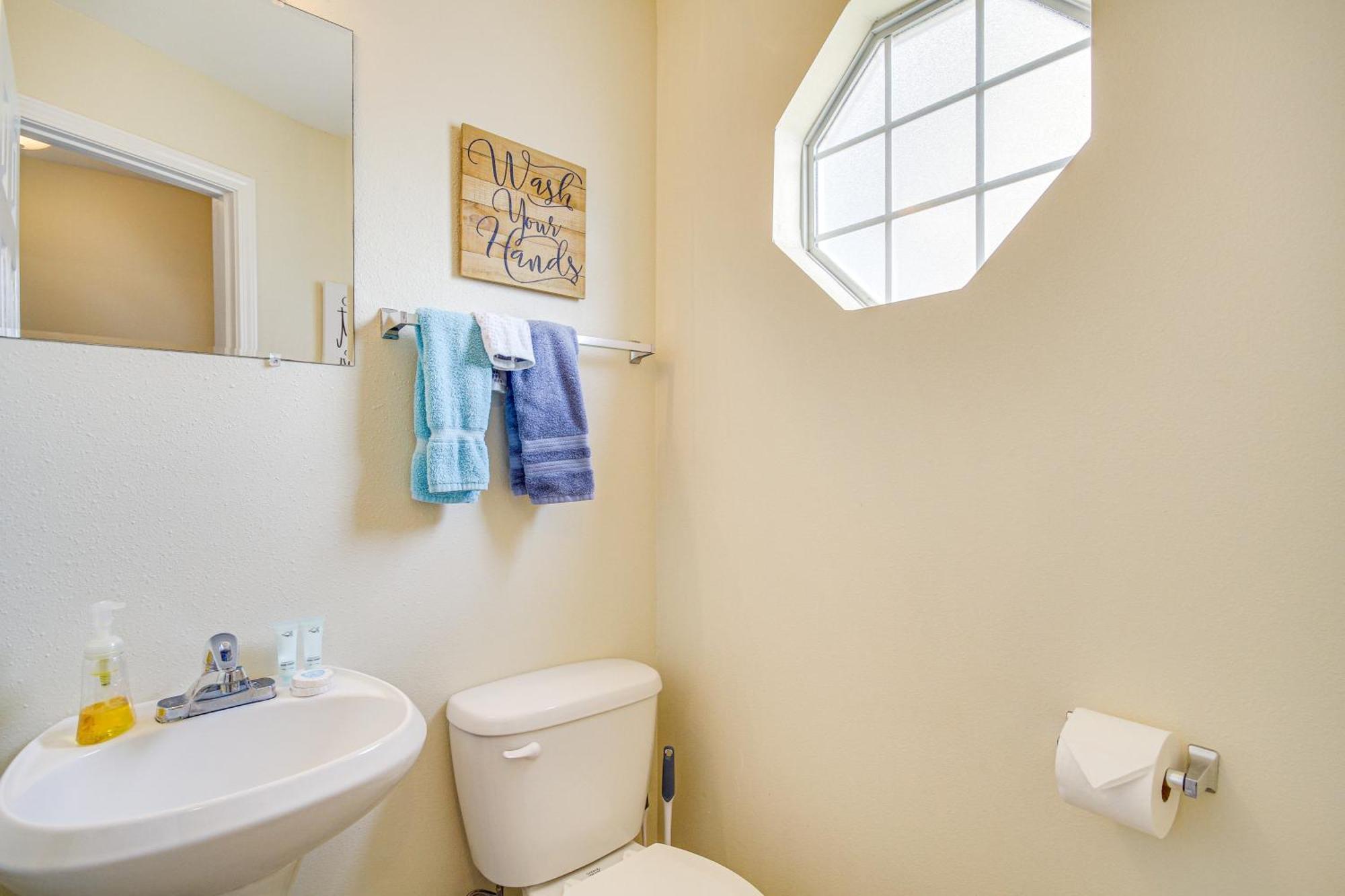 Airy Biloxi Condo With Patio Walk To Beach! 外观 照片