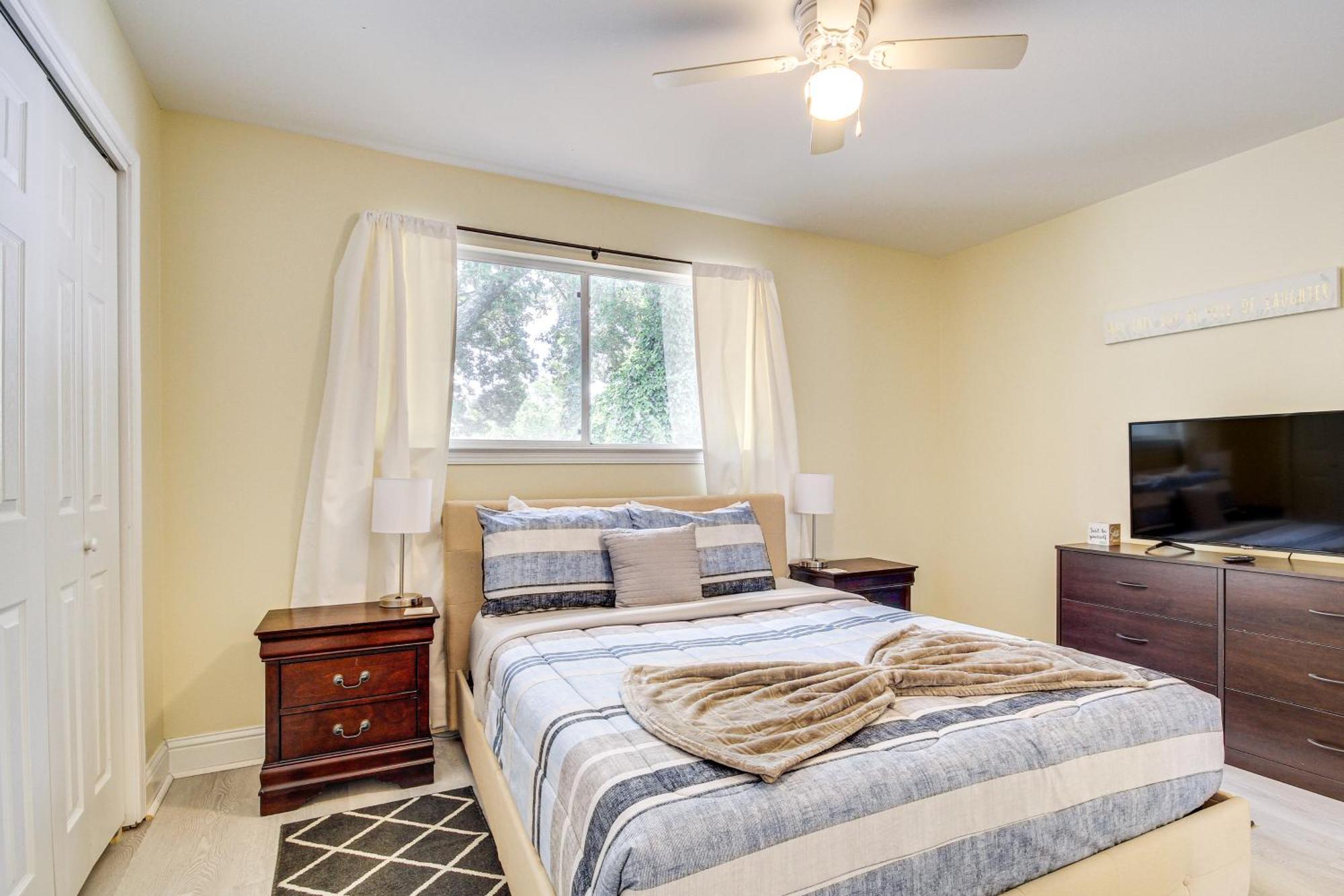 Airy Biloxi Condo With Patio Walk To Beach! 外观 照片